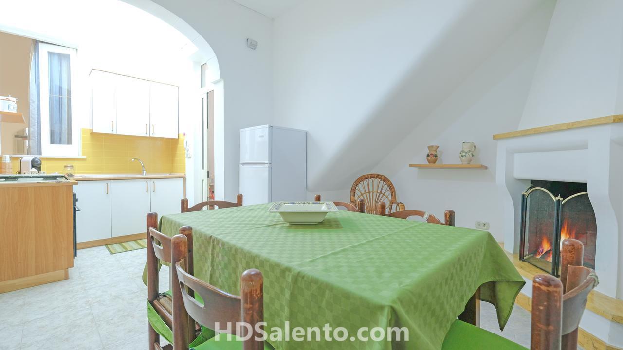 Da Mescia Cesarina Apartment Tricase Bagian luar foto