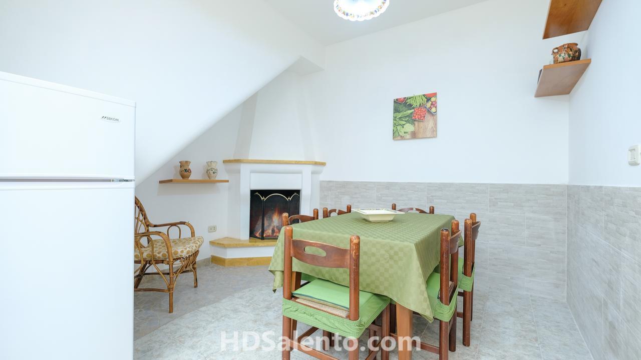 Da Mescia Cesarina Apartment Tricase Bagian luar foto